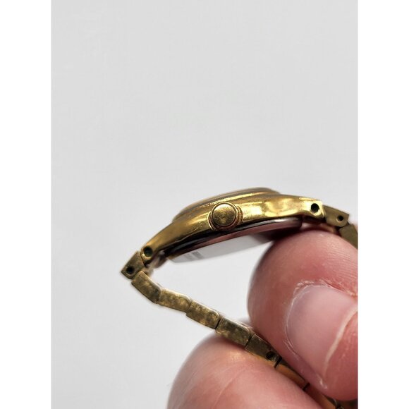 Bulova Watch Co. Caravelle Quartz Gold Tone Women's Watch Dainty Thin VTG - Picture 9 of 13